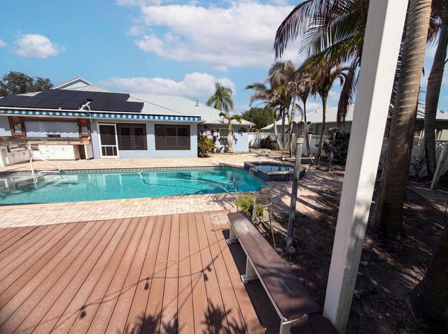 2902 Serenity Circle S, Fort Pierce, FL 34981