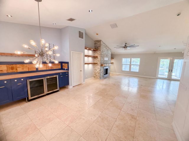 2902 Serenity Circle S, Fort Pierce, FL 34981