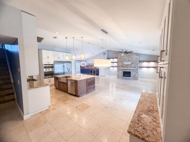 2902 Serenity Circle S, Fort Pierce, FL 34981