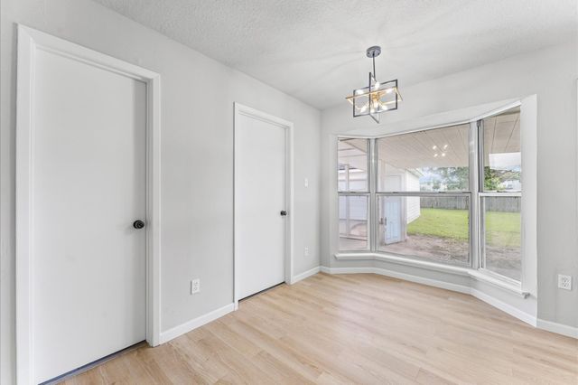 15439 Woodhorn Drive, Houston, TX 77062
