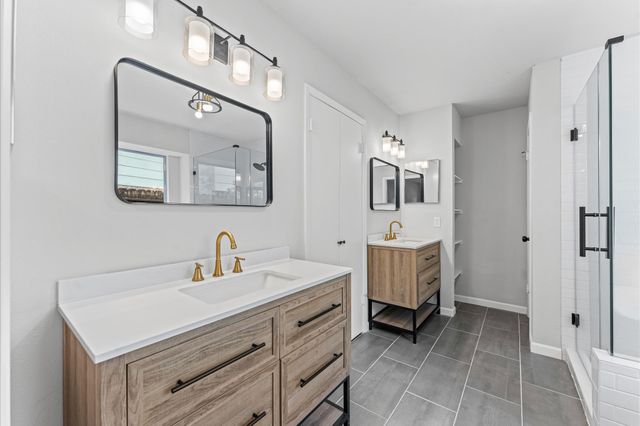 15439 Woodhorn Drive, Houston, TX 77062