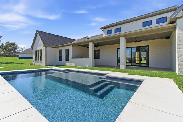 5825 Grey Wolf Court, Fort Worth, TX 76140