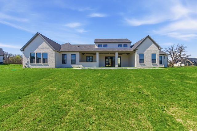 5825 Grey Wolf Court, Fort Worth, TX 76140