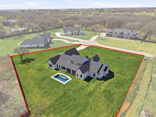 5825 Grey Wolf Court, Fort Worth, TX 76140