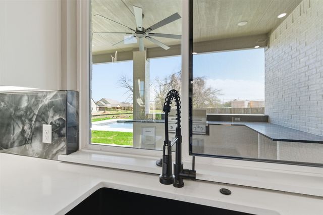 5825 Grey Wolf Court, Fort Worth, TX 76140