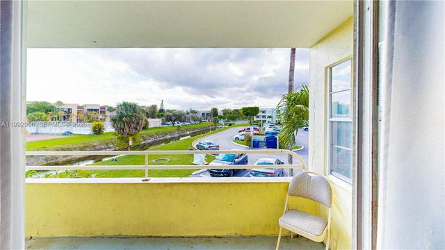 10765 SW 108th Avenue 208, Miami, FL 33176