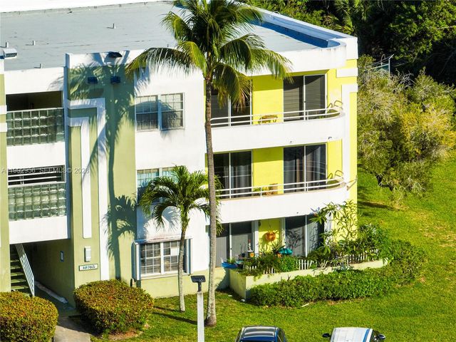 10765 SW 108th Avenue 208, Miami, FL 33176