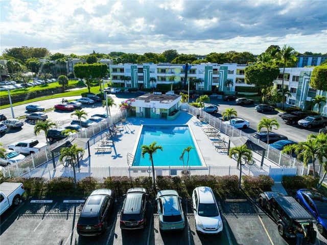 10765 SW 108th Avenue 208, Miami, FL 33176