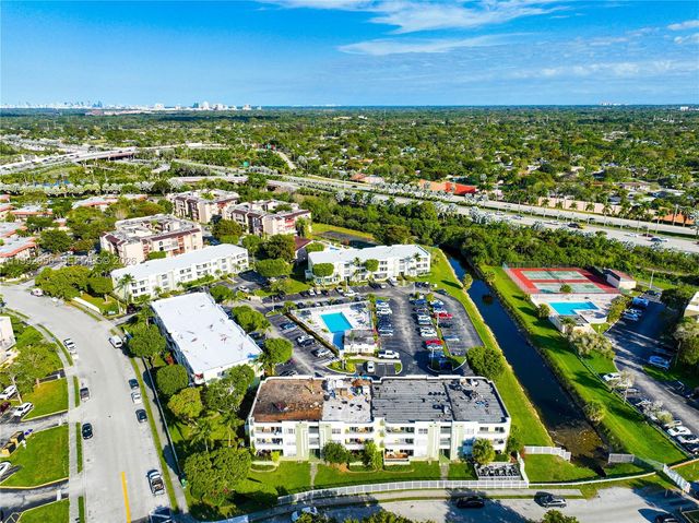 10765 SW 108th Avenue 208, Miami, FL 33176