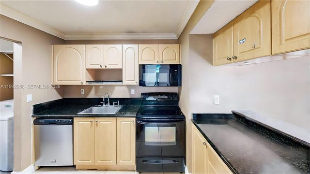 10765 SW 108th Avenue 208, Miami, FL 33176