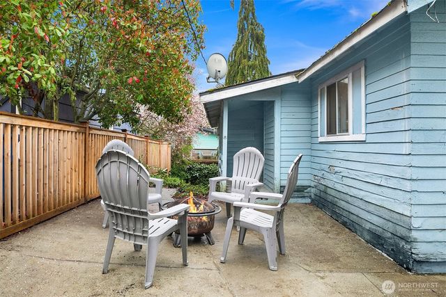 4715 S Orcas Street, Seattle, WA 98118