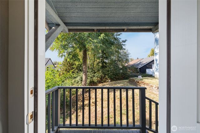 4715 S Orcas Street, Seattle, WA 98118