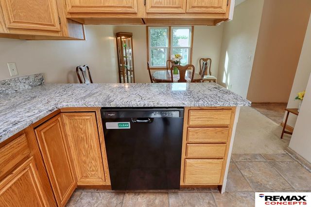 720 W Chadderton Drive, Lincoln, NE 68521