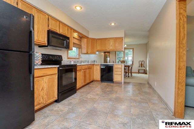 720 W Chadderton Drive, Lincoln, NE 68521