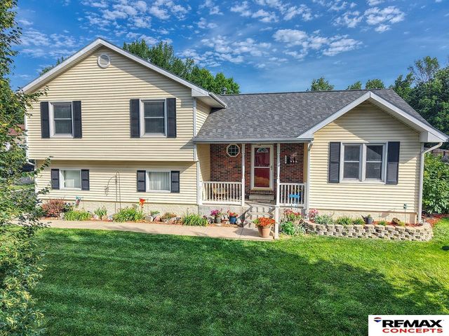 720 W Chadderton Drive, Lincoln, NE 68521