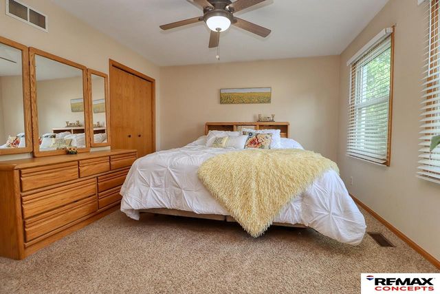 720 W Chadderton Drive, Lincoln, NE 68521