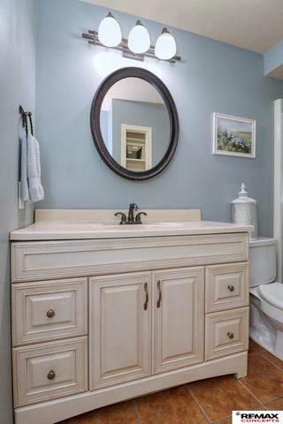 720 W Chadderton Drive, Lincoln, NE 68521