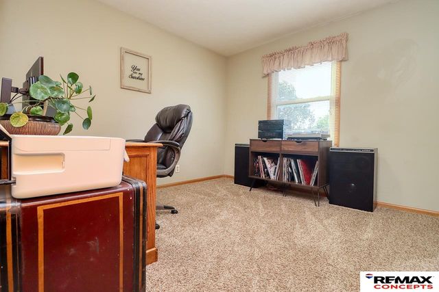 720 W Chadderton Drive, Lincoln, NE 68521