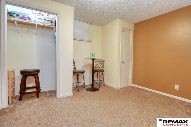 720 W Chadderton Drive, Lincoln, NE 68521