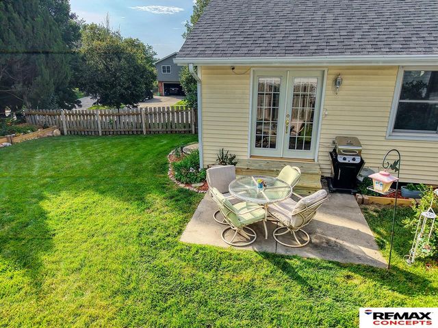 720 W Chadderton Drive, Lincoln, NE 68521