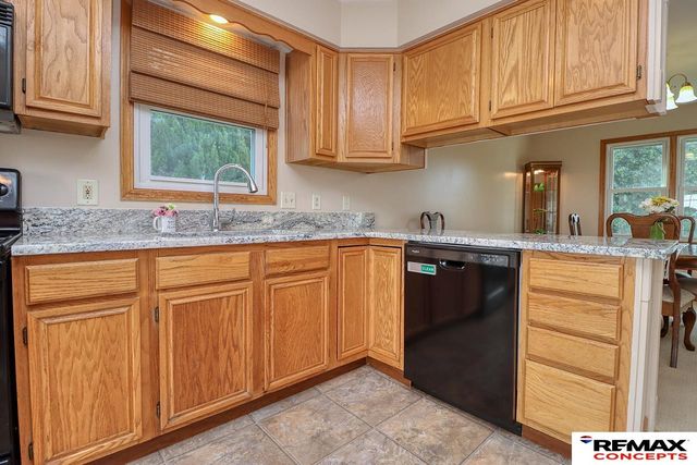 720 W Chadderton Drive, Lincoln, NE 68521