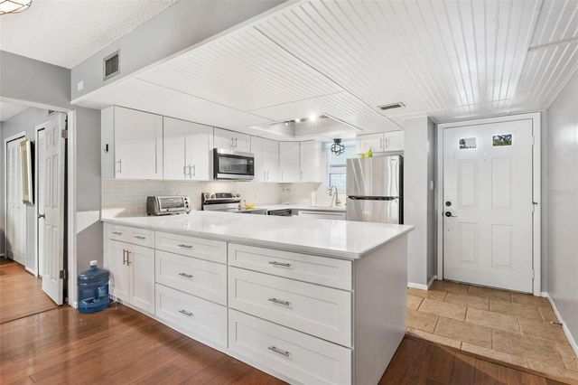 4300 BAYWOOD BOULEVARD B106, Mount Dora, FL 32757