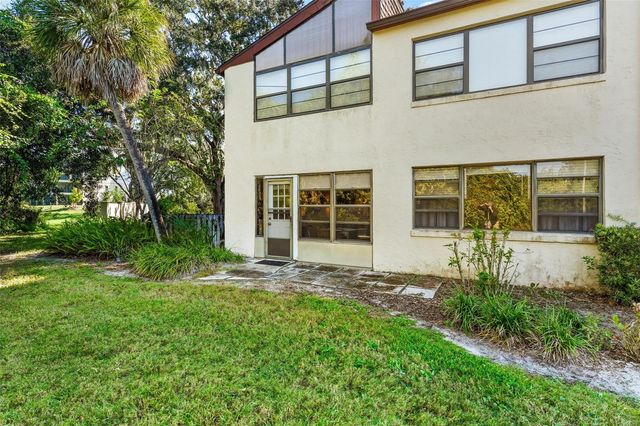 4300 BAYWOOD BOULEVARD B106, Mount Dora, FL 32757