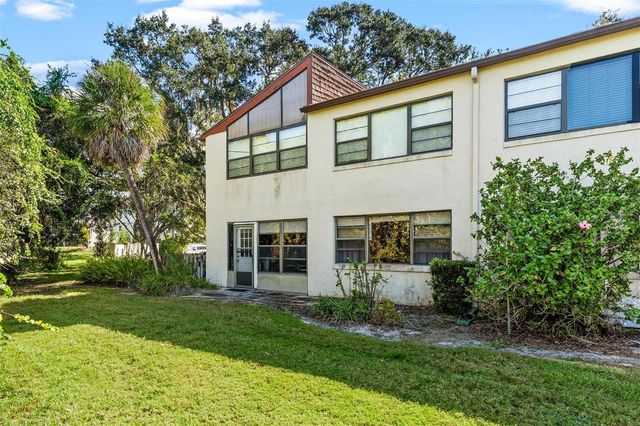 4300 BAYWOOD BOULEVARD B106, Mount Dora, FL 32757