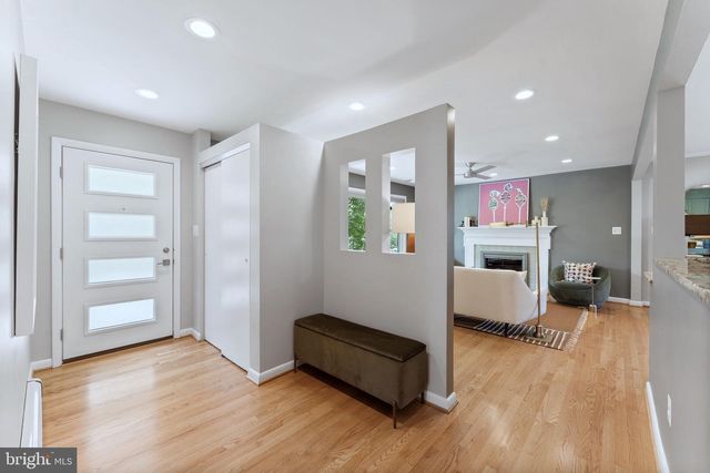 8901 1ST AVE, Silver Spring, MD 20910