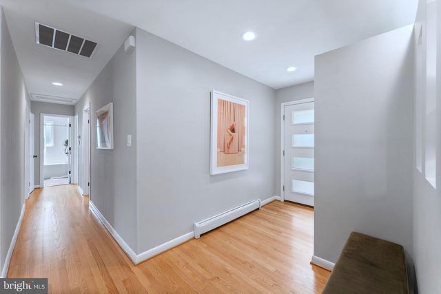 8901 1ST AVE, Silver Spring, MD 20910