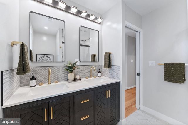8901 1ST AVE, Silver Spring, MD 20910