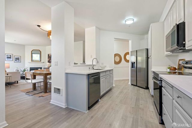 1 Crescent Way 1215, San Francisco, CA 94134