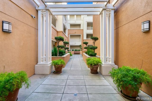 1 Crescent Way 1215, San Francisco, CA 94134