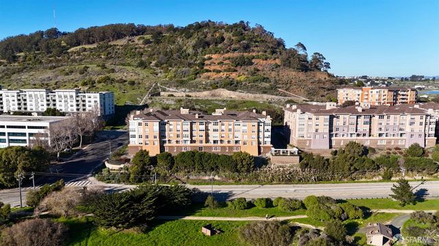 1 Crescent Way 1215, San Francisco, CA 94134