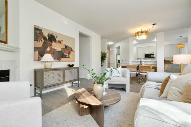 1 Crescent Way 1215, San Francisco, CA 94134