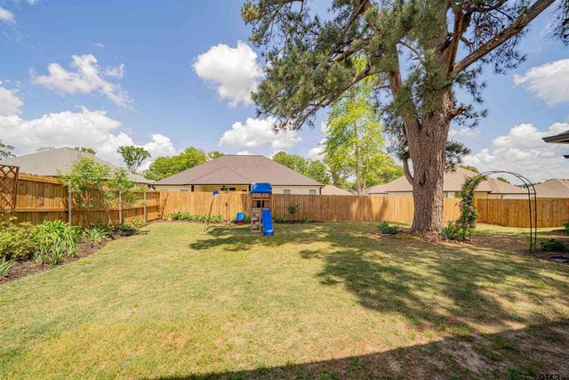 107 Hay Meadow Dr., Winona, TX 75792