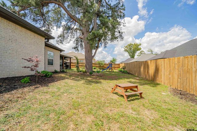 107 Hay Meadow Dr., Winona, TX 75792