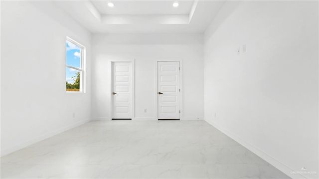 2901 Rosalinda Street, Edinburg, TX 78542