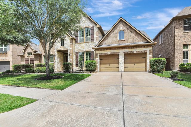 18810 N Blanco Bend Drive, Cypress, TX 77433