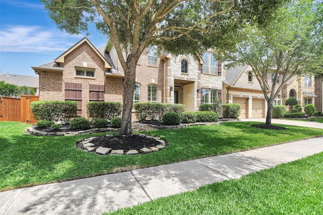 18810 N Blanco Bend Drive, Cypress, TX 77433