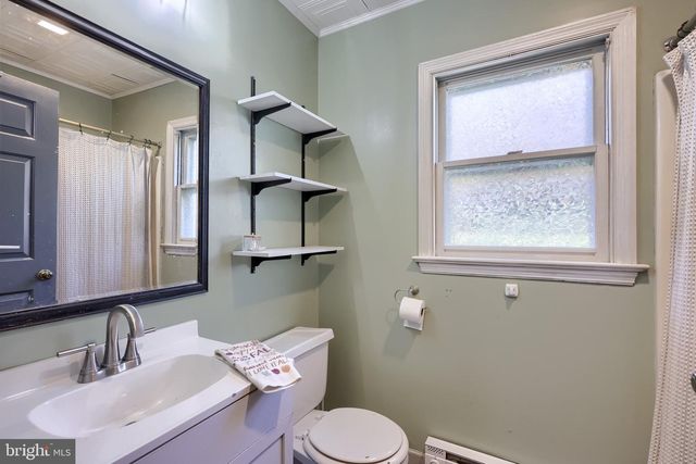 520 PITNEY RD, Columbia, PA 17512