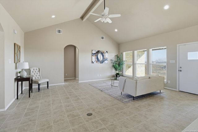 14674 Silesia Dr, St Hedwig, TX 78152