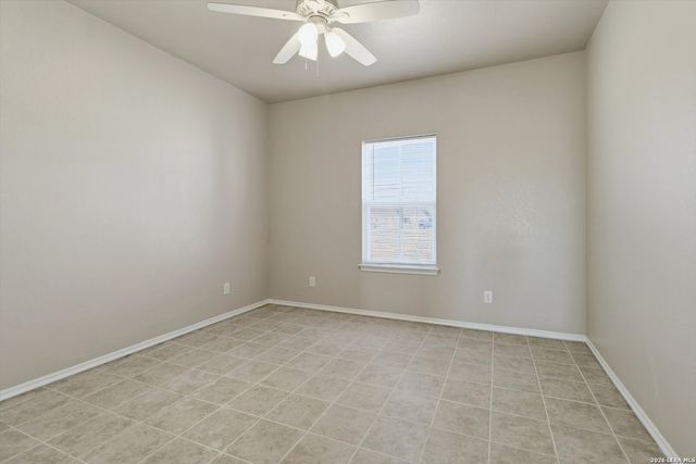 14674 Silesia Dr, St Hedwig, TX 78152