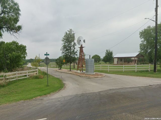 14674 Silesia Dr, St Hedwig, TX 78152