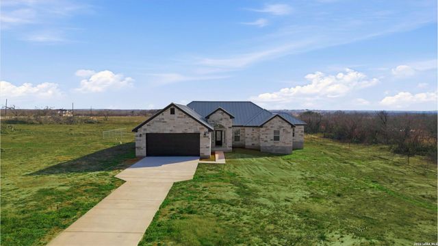 14674 Silesia Dr, St Hedwig, TX 78152