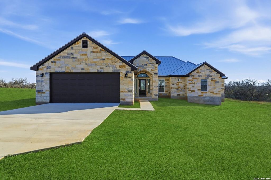 14674 Silesia Dr, St Hedwig, TX 78152