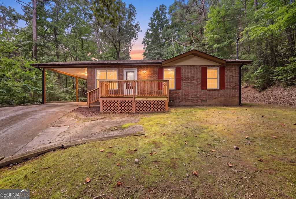 330 Clayton Avenue, Clayton, GA 30525 — exterior
