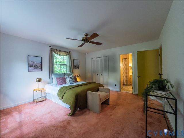 115 Flintlock Dr, Colonial Heights, VA 23834
