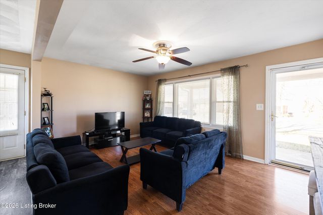 4206 Kurtz Ave, Louisville, KY 40229