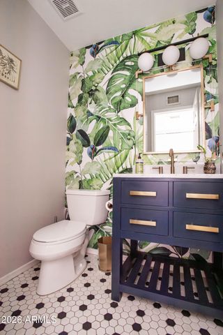 3920 E SOUTH FORK Drive, Phoenix, AZ 85044